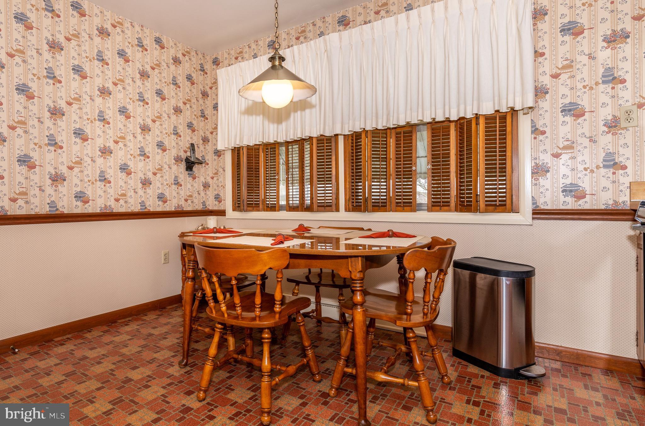 816 Gunnison Road York, PA 17404 - Photo 11 of 26