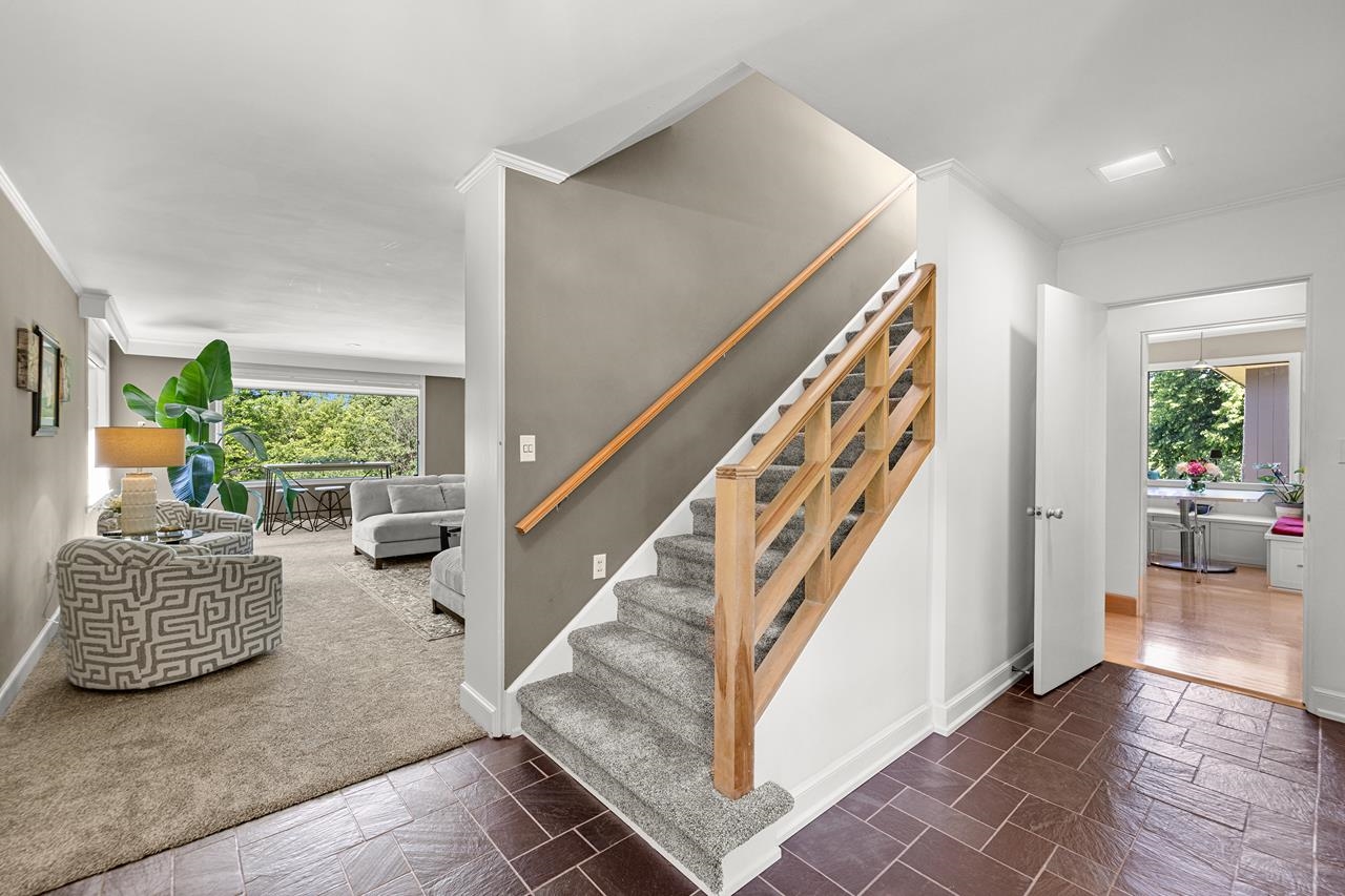 910 North 13th Street Wausau, WI 54403 - Photo 5 of 58