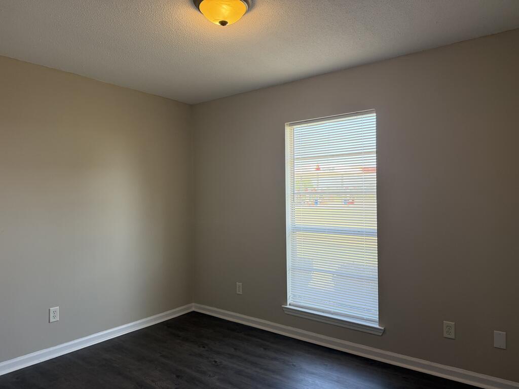 2103 Flynn Road Dothan, AL 36303 - Photo 11 of 25 Gallery Image 11