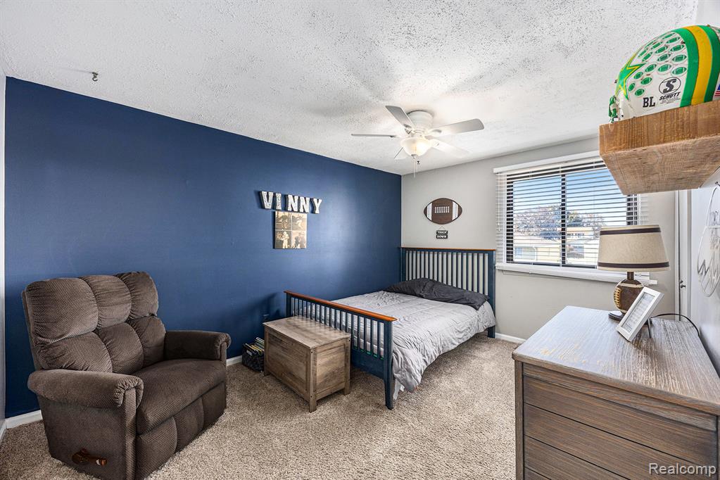 47751 Chrys Road Macomb, MI 48044 - Photo 20 of 33