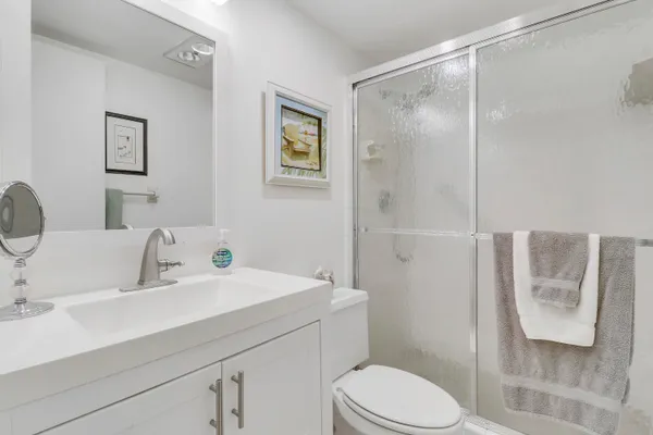 $235,000 | 298 Southeast 6th Avenue, Unit 6, Pompano Beach, FL 33060