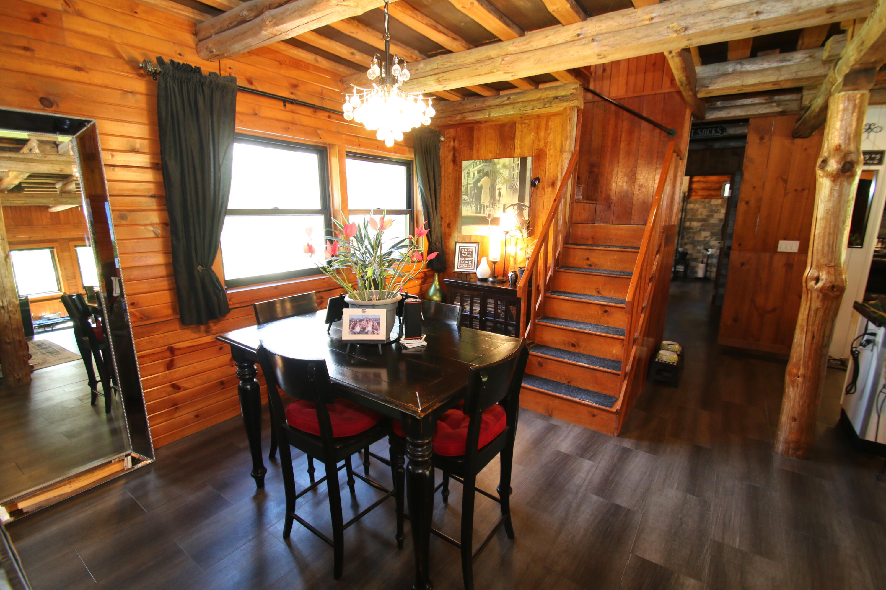 W1353 Pit Road Forest, WI 53057 - Photo 13 of 33 Dinette