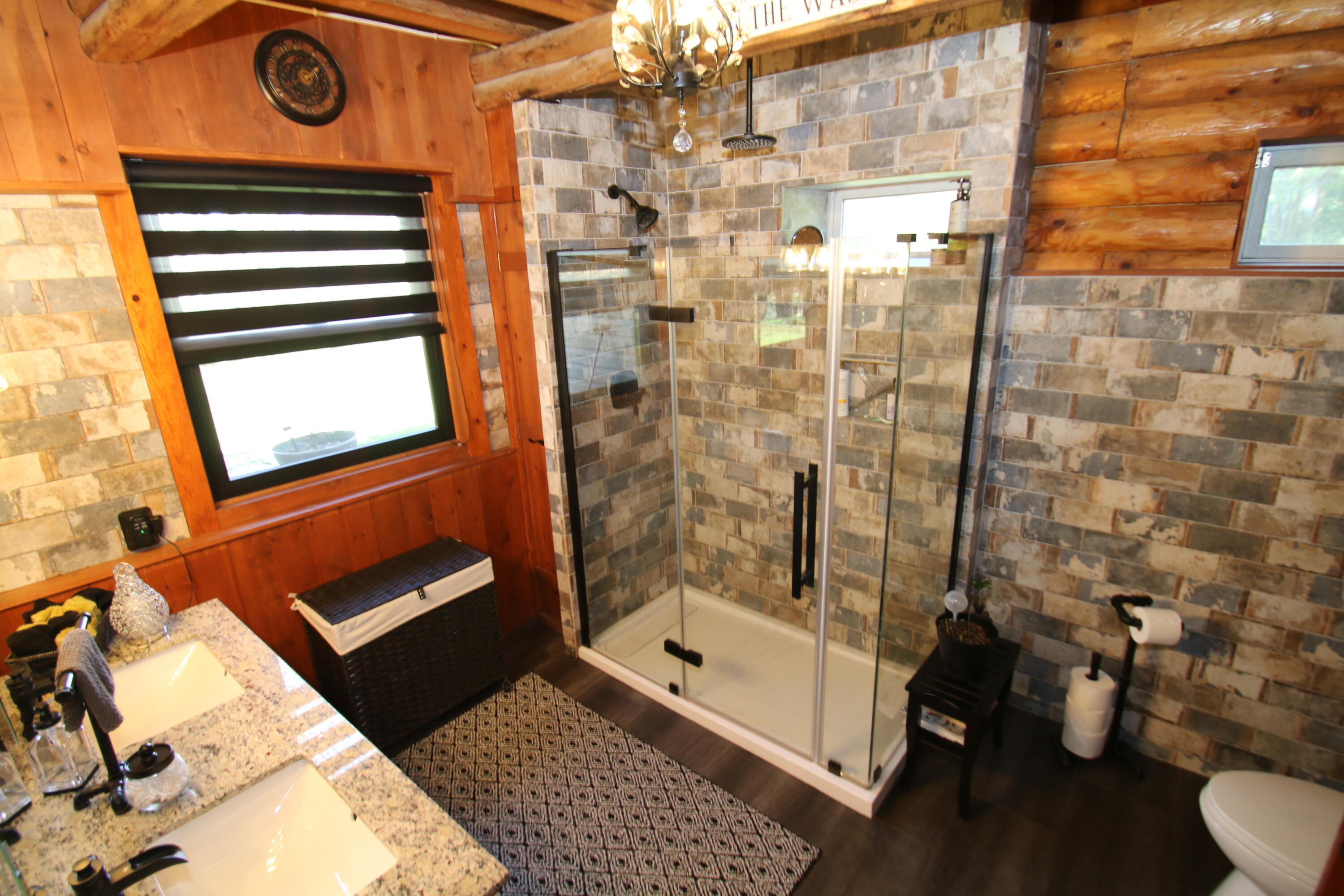 W1353 Pit Road Forest, WI 53057 - Photo 15 of 33 Full Bath on Main