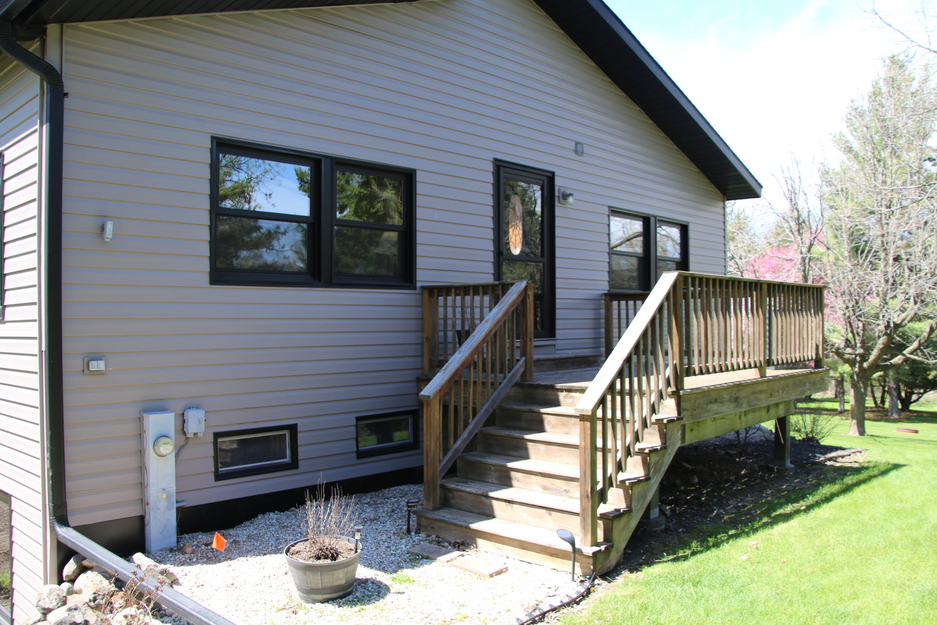 W1353 Pit Road Forest, WI 53057 - Photo 28 of 33 Side Deck