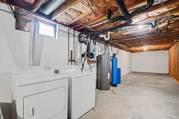 $299,900 | 70620 Dennis Drive, Niles, MI 49120