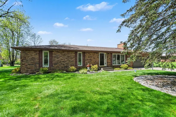 $299,900 | 70620 Dennis Drive, Niles, MI 49120