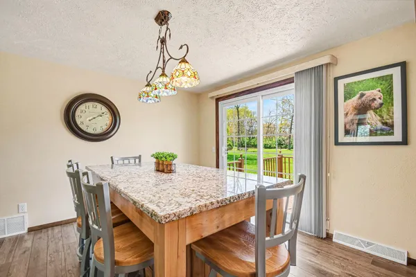 $299,900 | 70620 Dennis Drive, Niles, MI 49120