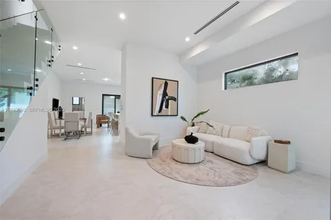 $1,495,000 | 2937 Southwest 21st Street, Miami, FL 33145