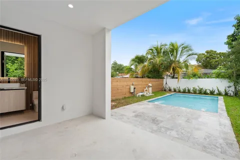 $1,495,000 | 2937 Southwest 21st Street, Miami, FL 33145