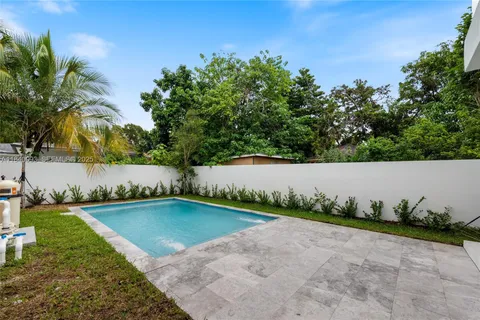 $1,495,000 | 2937 Southwest 21st Street, Miami, FL 33145