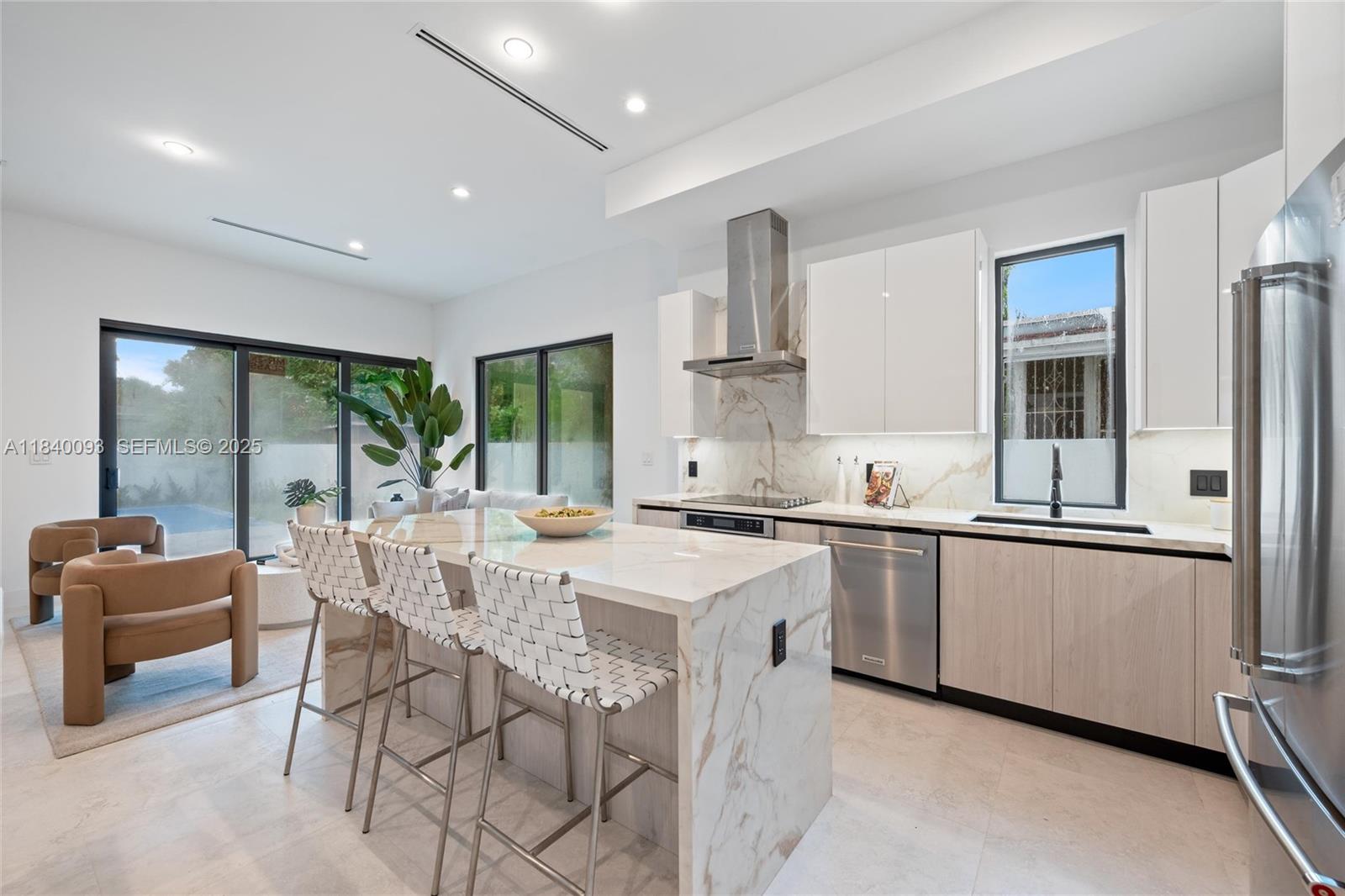 2937 Southwest 21st Street Miami, FL 33145 - Photo 6 of 30