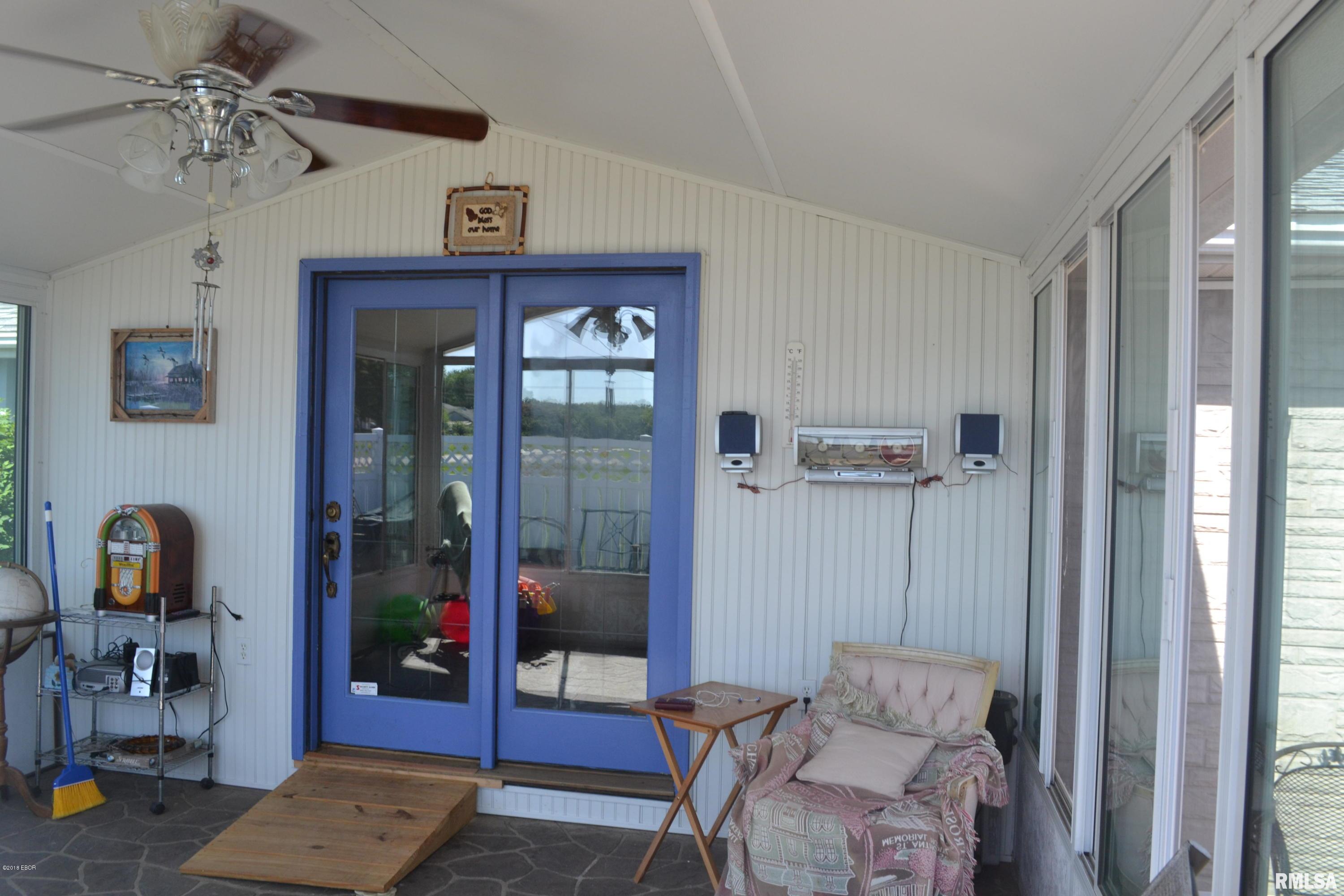 433 Walnut Hill Road Centralia, IL 62801 - Photo 10 of 27 Gallery Image 10