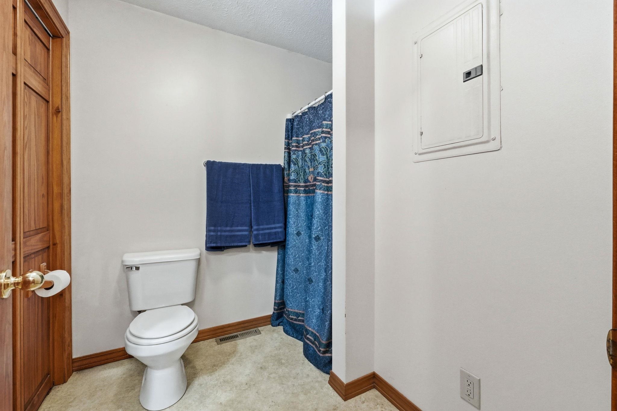 8060 North Brown Road Columbia City, IN 46725 - Photo 28 of 35