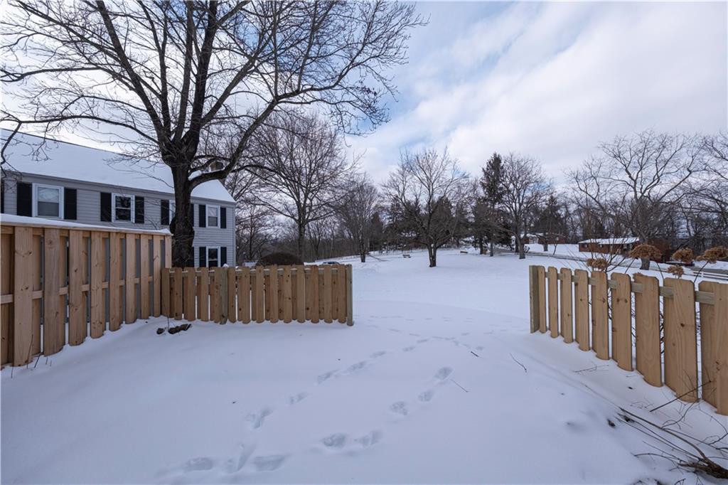 11 Raleigh Place Pittsburgh, PA 15239 - Photo 12 of 24