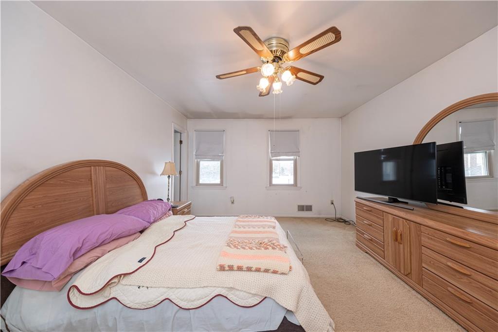 11 Raleigh Place Pittsburgh, PA 15239 - Photo 13 of 24