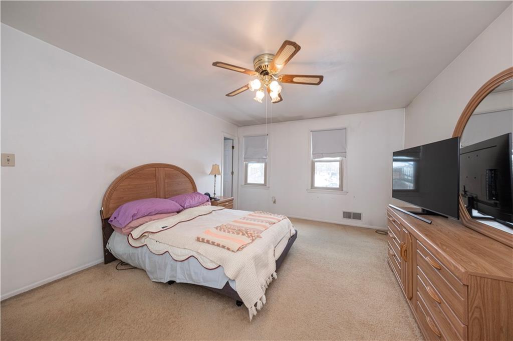 11 Raleigh Place Pittsburgh, PA 15239 - Photo 14 of 24