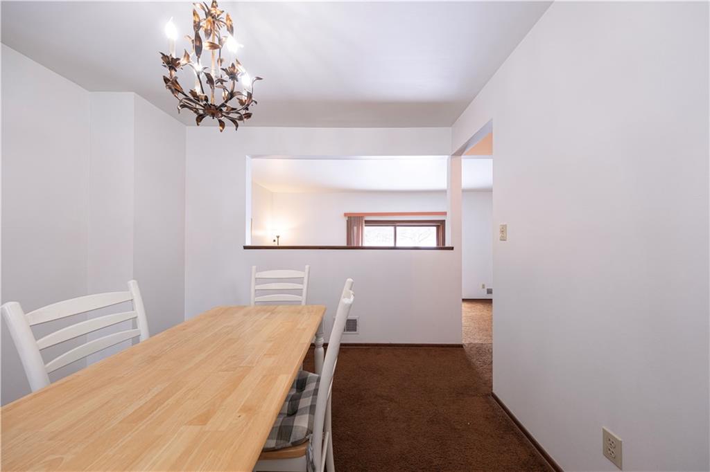 11 Raleigh Place Pittsburgh, PA 15239 - Photo 8 of 24