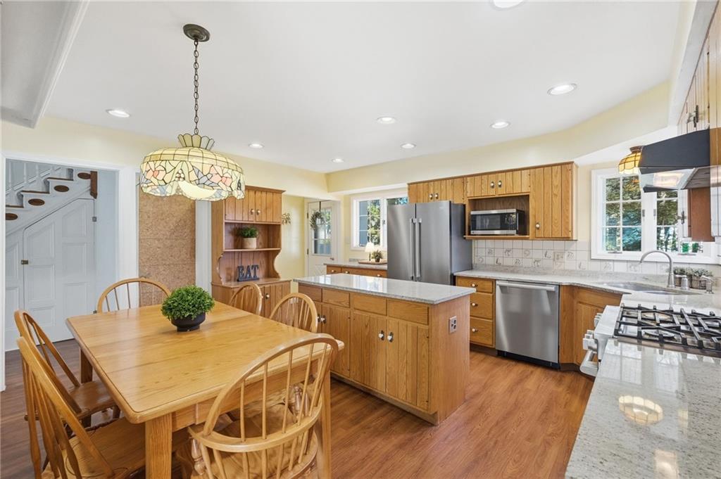 701 Bank Street Bridgeville, PA 15017 - Photo 19 of 44