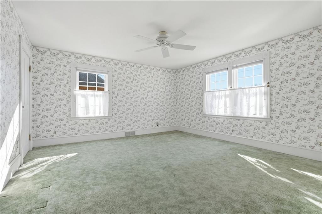 701 Bank Street Bridgeville, PA 15017 - Photo 30 of 44