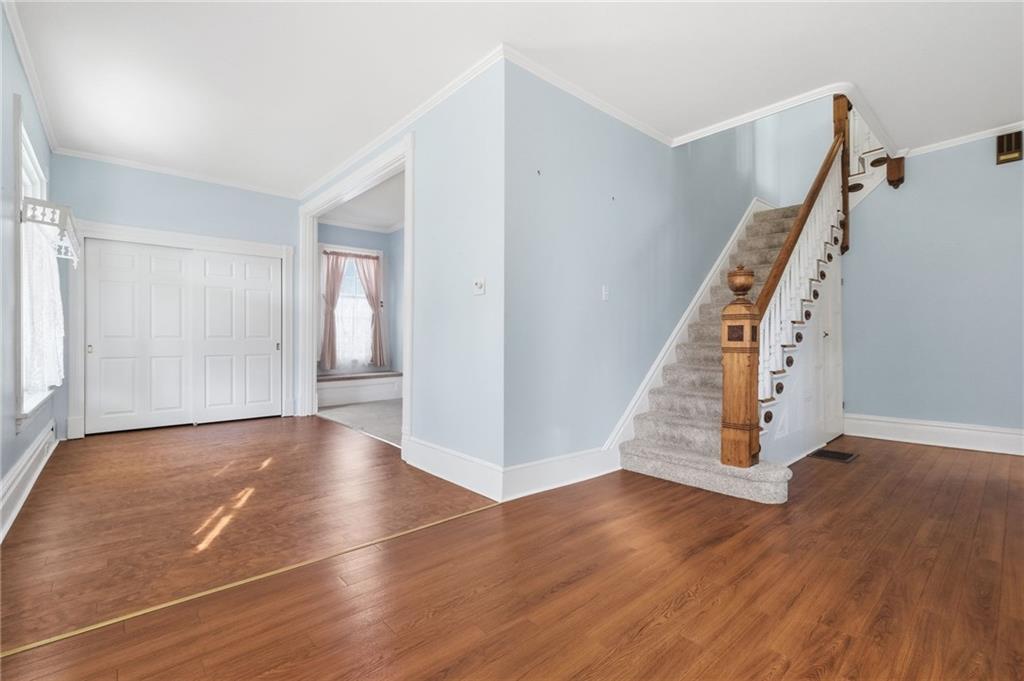 701 Bank Street Bridgeville, PA 15017 - Photo 7 of 44