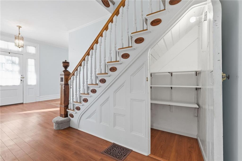 701 Bank Street Bridgeville, PA 15017 - Photo 9 of 44