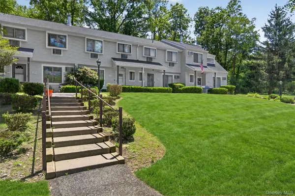 $319,900 | 607 Mountain Laurel Drive, Monroe, NY 10950