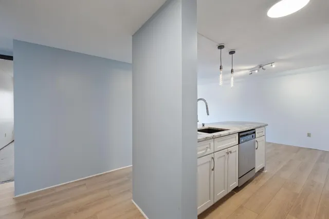 $144,900 | 1920 South 1st Street, Unit 1503, Minneapolis, MN 55454