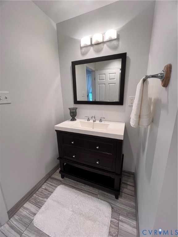 15330 Harrowgate Road Chester, VA 23831 - Photo 15 of 19 Gallery Image 15