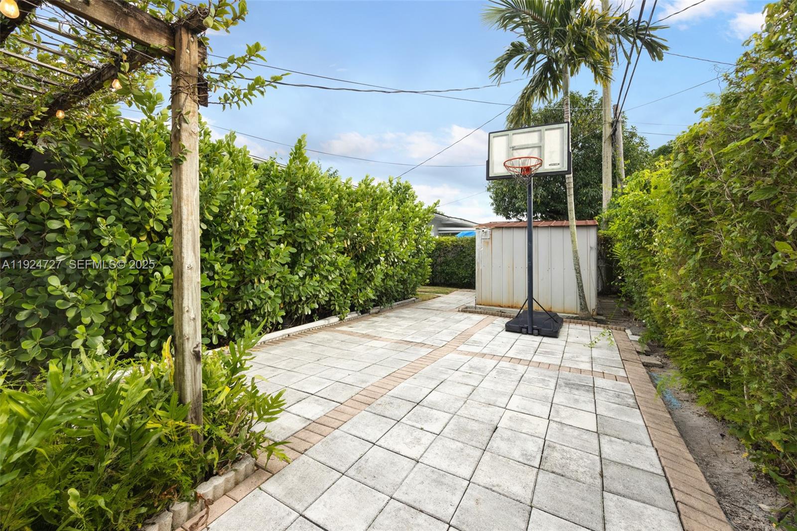 1420 Southwest 82nd Avenue Miami, FL 33144 - Photo 23 of 25 a view of a yard with plants