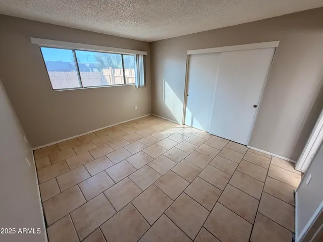 $1,035 | 4401 North 53rd Lane, Unit 2, Phoenix, AZ 85031
