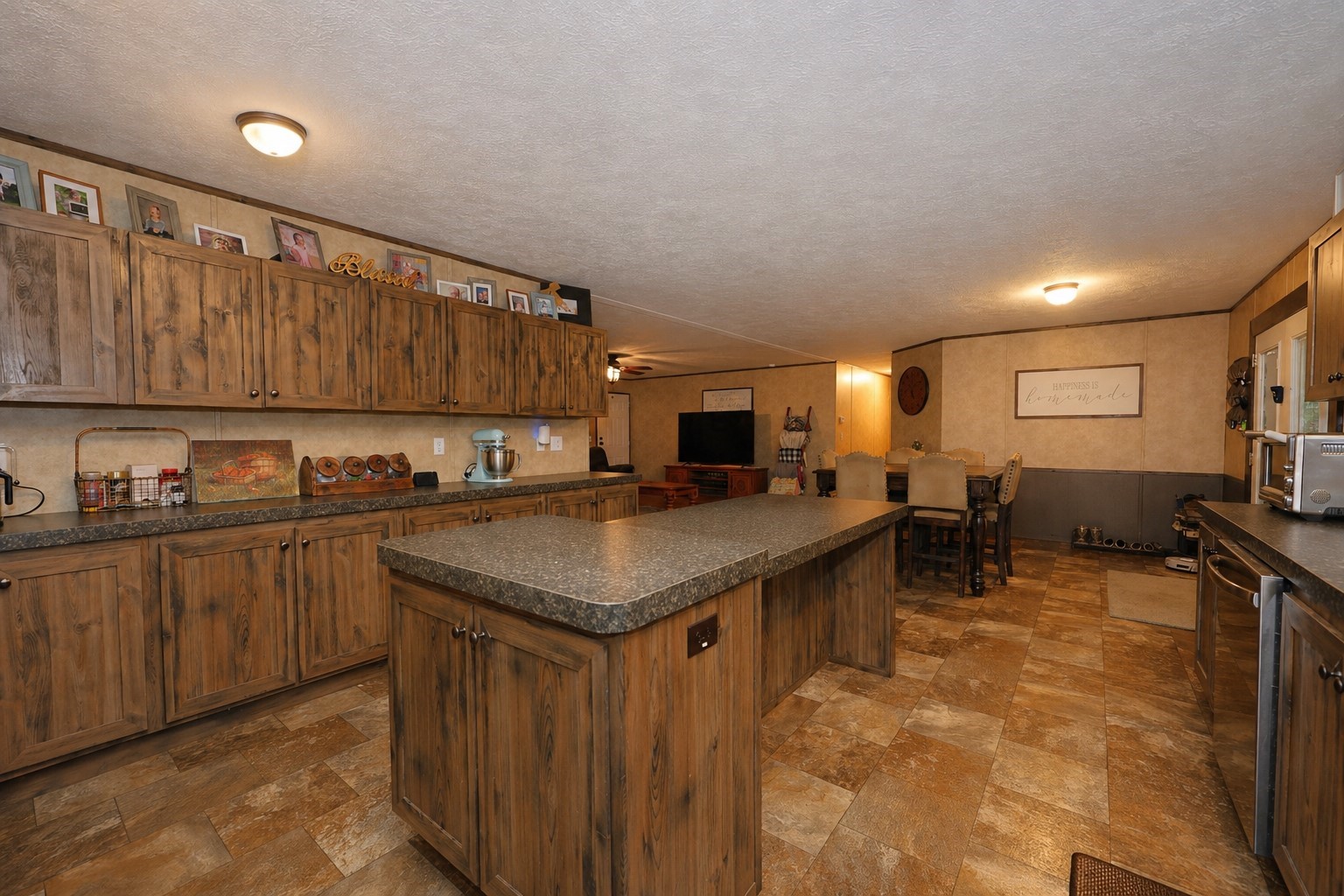 344 Attaberry Road Lufkin, TX 75901 - Photo 5 of 32