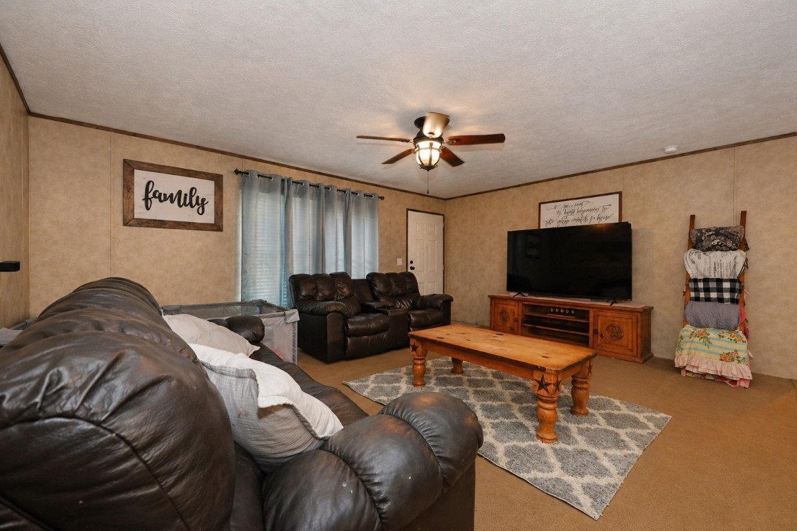 344 Attaberry Road Lufkin, TX 75901 - Photo 6 of 32