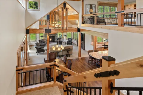 a view of entryway with a front door