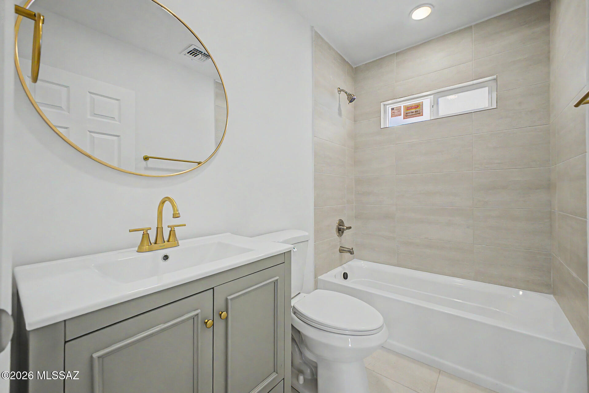2251 East Spring Street Tucson, AZ 85719 - Photo 19 of 58 Bathroom
