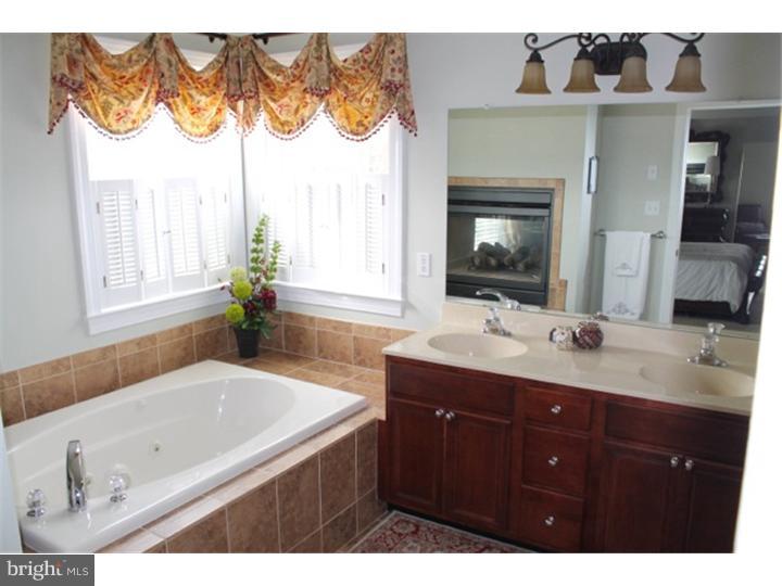 421 Hoffman Road Harleysville, PA 19438 - Photo 14 of 25 Master Bathroom
