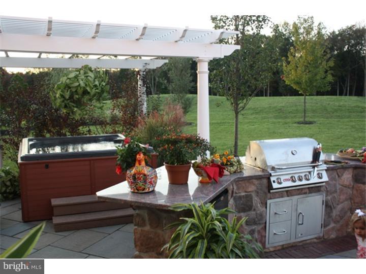 421 Hoffman Road Harleysville, PA 19438 - Photo 23 of 25 Patio