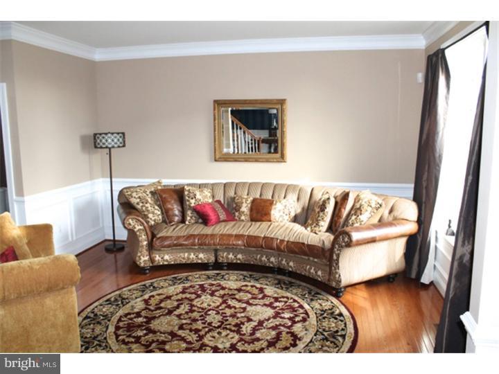 421 Hoffman Road Harleysville, PA 19438 - Photo 9 of 25 Living Room