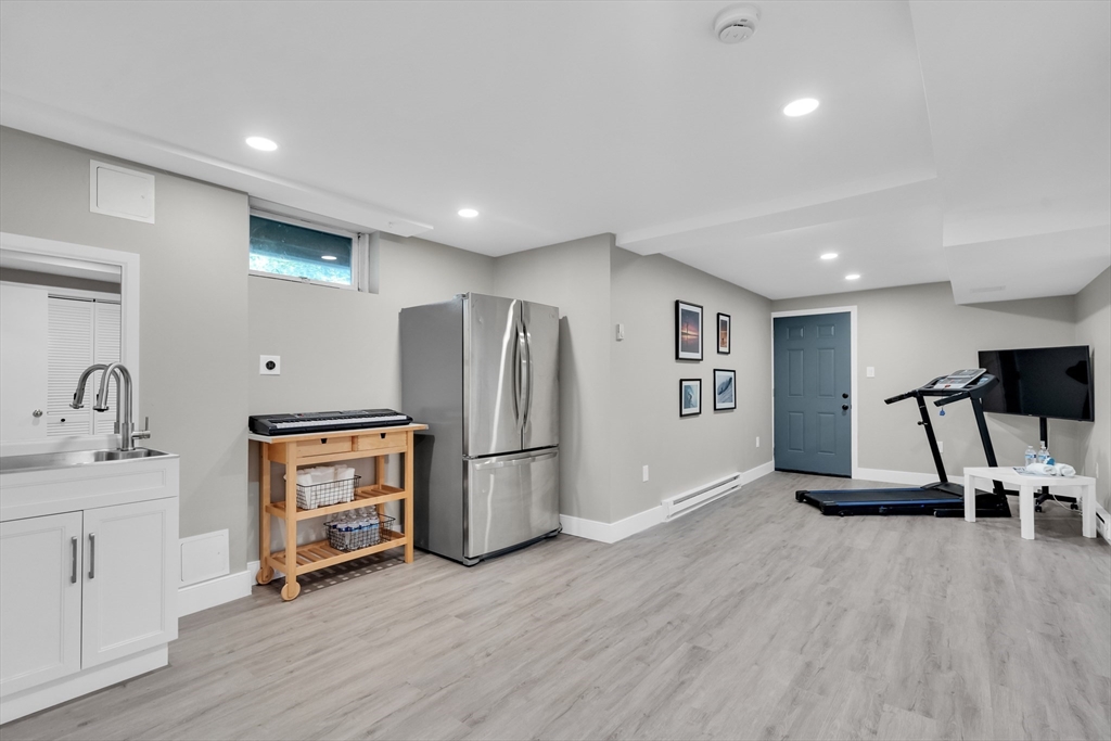 4 Rebecca Road Newton, MA 02465 - Photo 20 of 26