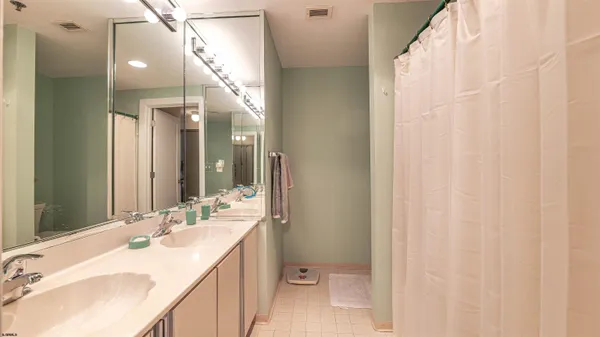 $18,000 | 3101 Boardwalk, Unit 1401, Atlantic City, NJ 08401