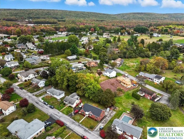 $350,000 | 18 Cumberland Avenue, Tamaqua, PA 18252