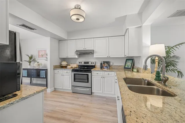 $340,000 | 14044 Notreville Way, Tampa, FL 33624