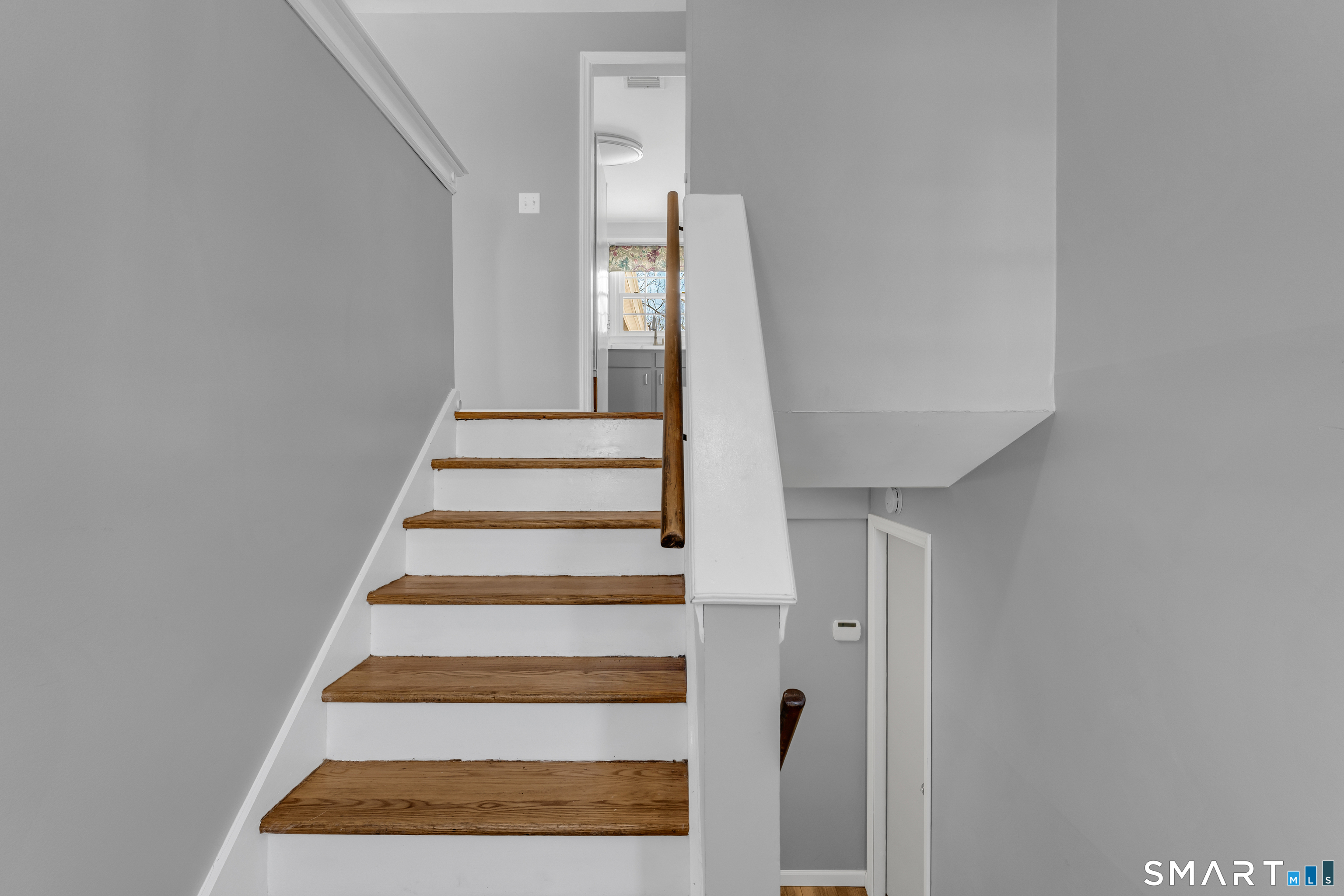 1039 Durham Road Wallingford, CT 06492 - Photo 4 of 40