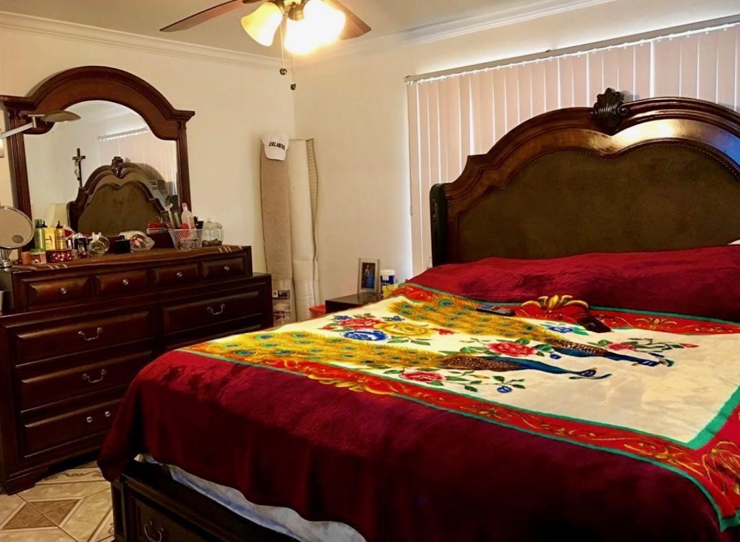 2230 Gault Road Houston, TX 77039 - Photo 18 of 30 a bedroom with a bed and a closet