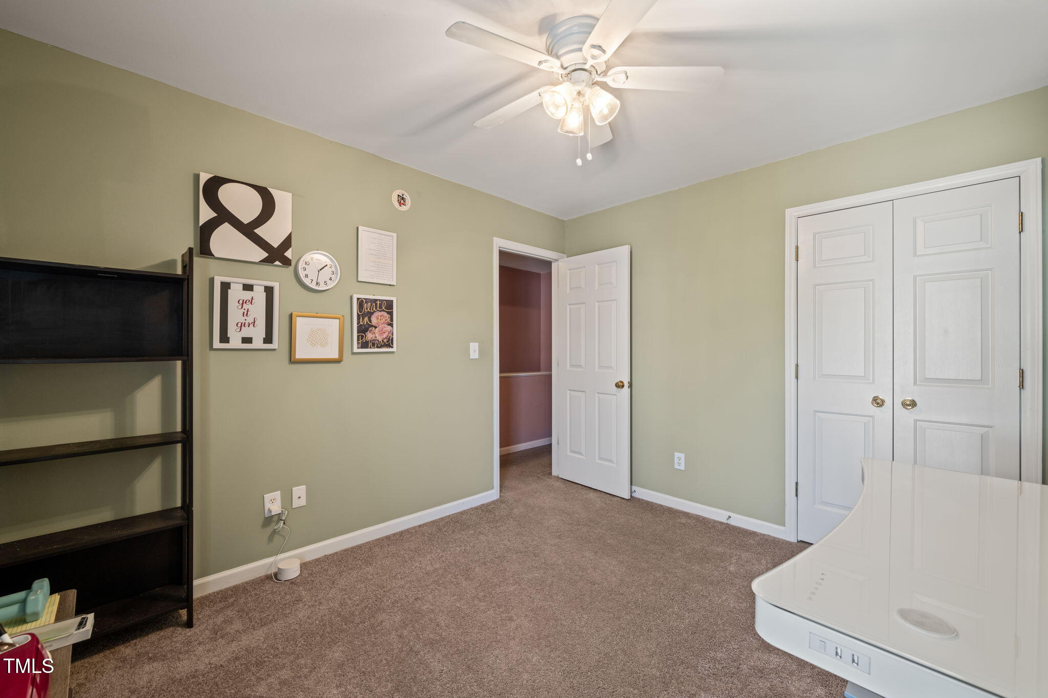 2105 Metacomet Way Raleigh, NC 27604 - Photo 22 of 43 a view of a livingroom with an empty space