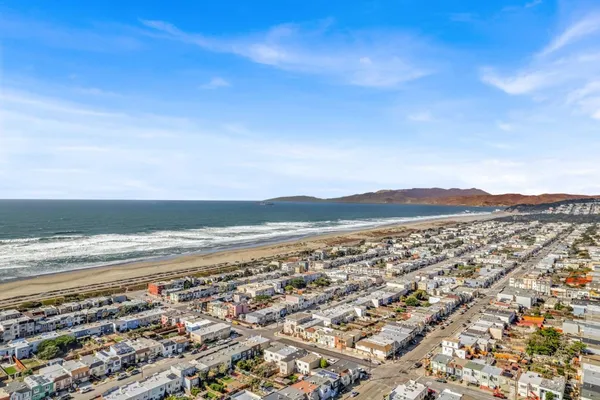 $1,599,888 | 2107 39th Avenue, San Francisco, CA 94116
