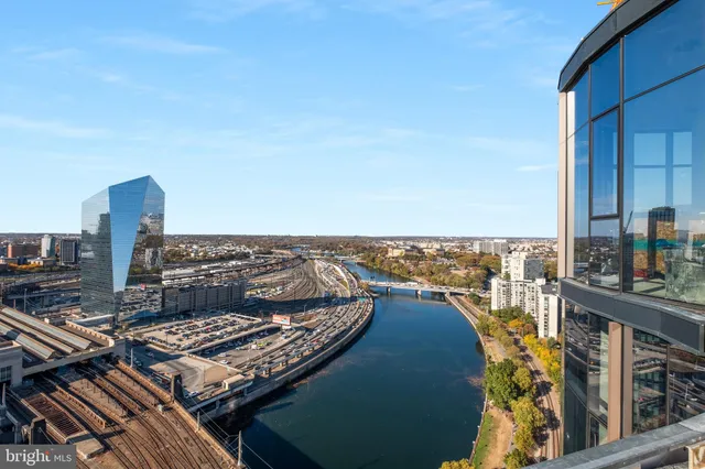 $5,995 | 2301-61 John F Kennedy Boulevard, Unit 2113, Philadelphia, PA 19103