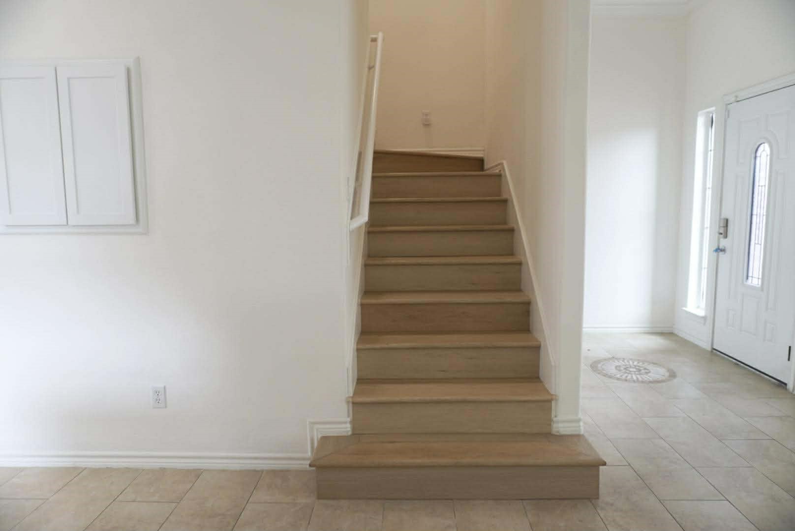 7916 Comal Street Houston, TX 77051 - Photo 10 of 21 a view of entryway