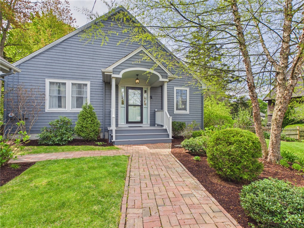 30 Forest Road Bristol, RI 02809 - Photo 3 of 49 Gallery Image 3