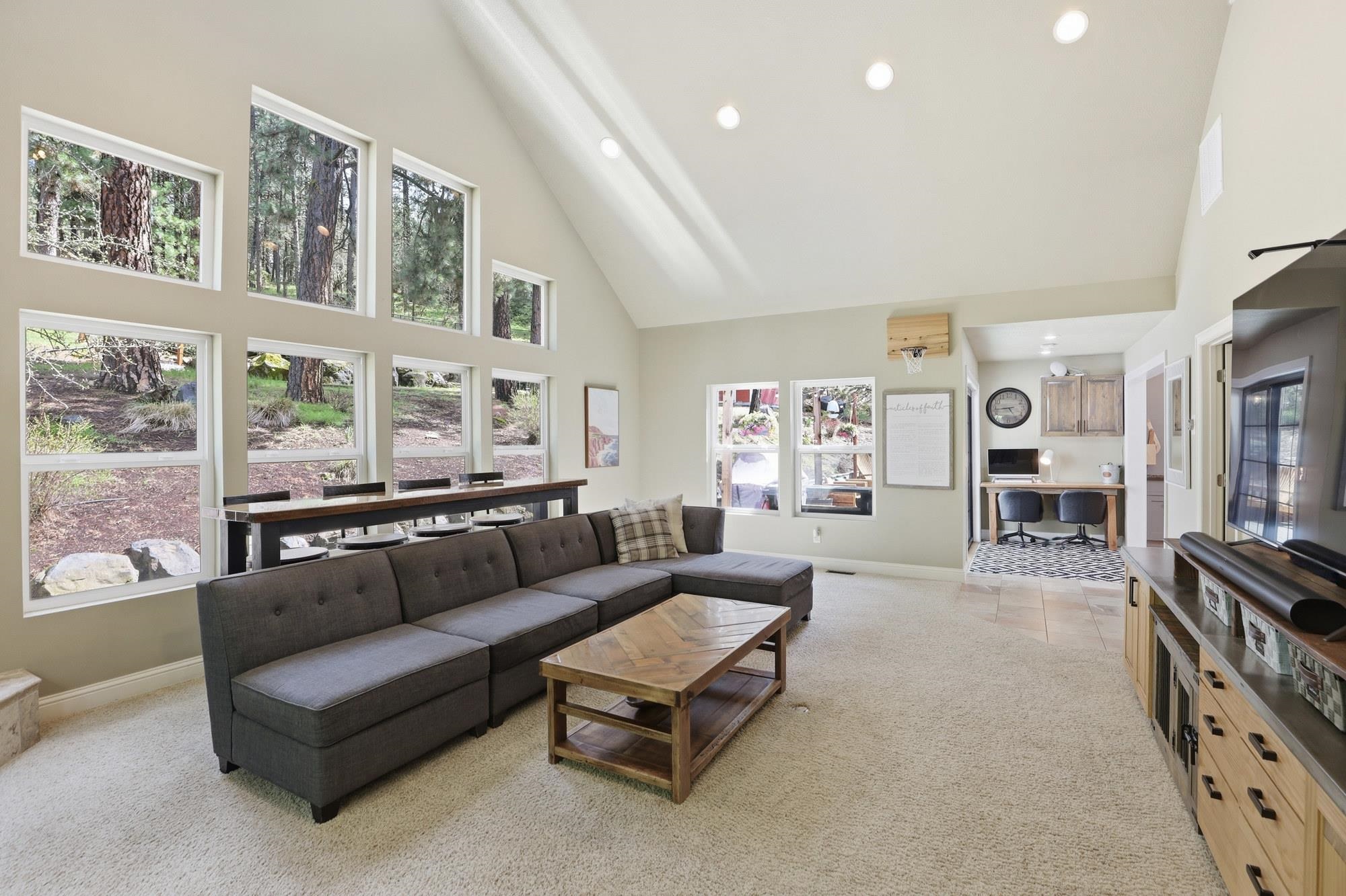 4317 South Evergreen Road Spokane Valley, WA 99037 - Photo 14 of 49