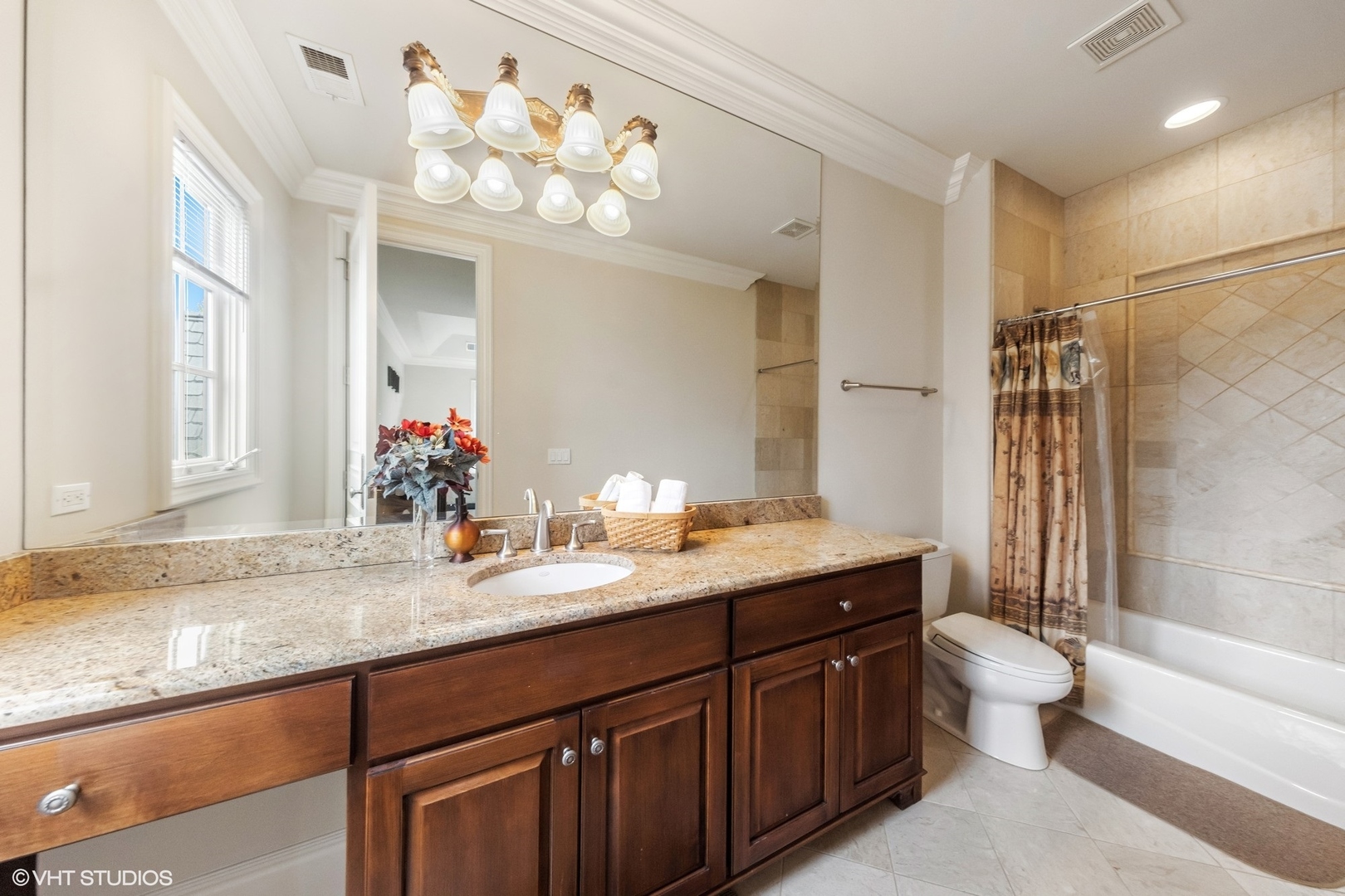 15W280 Plainfield Road Burr Ridge, IL 60527 - Photo 21 of 39 Gallery Image 21